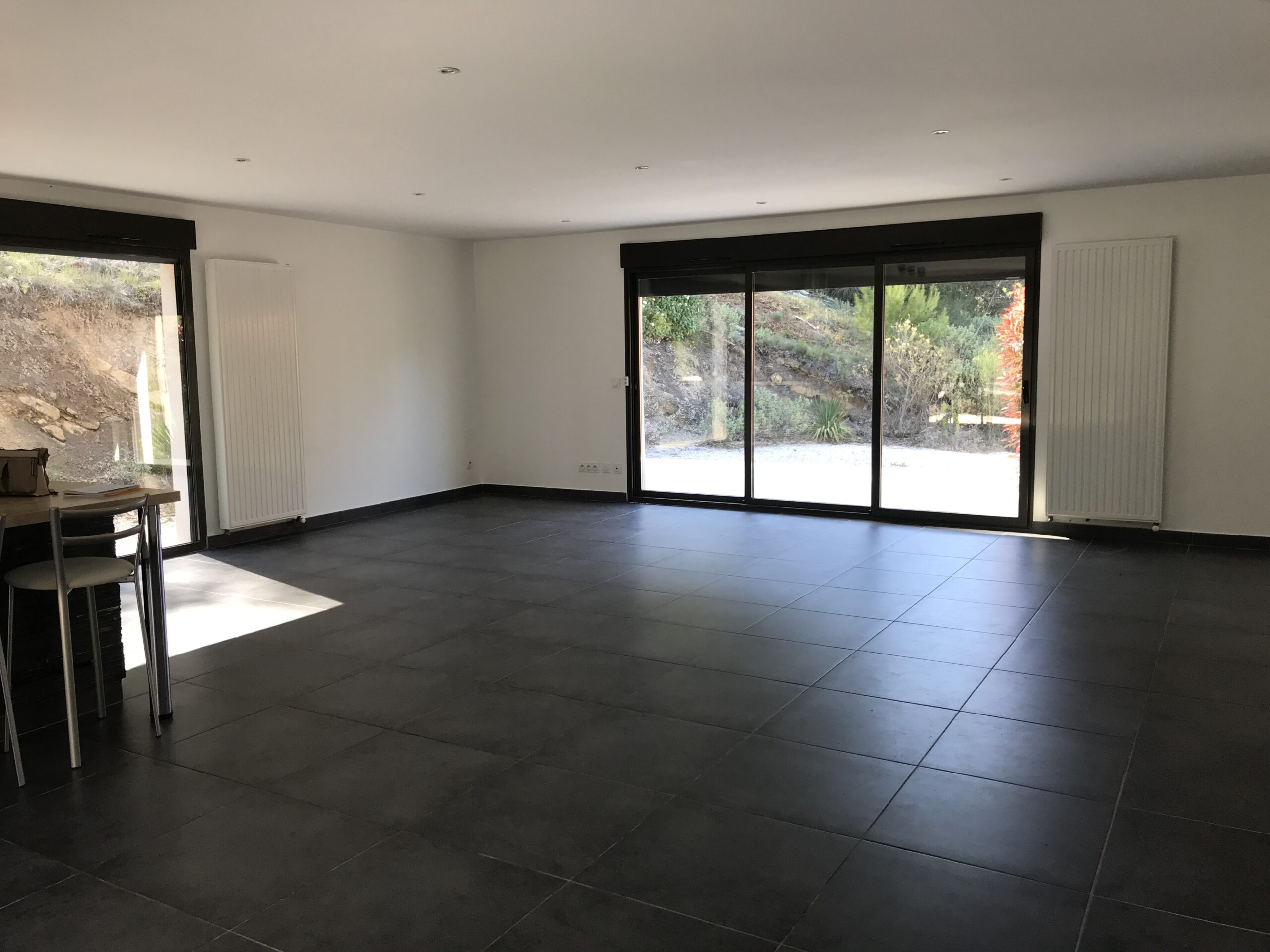 home stagingAvant-Maison-St-Marc-Jaumegarde